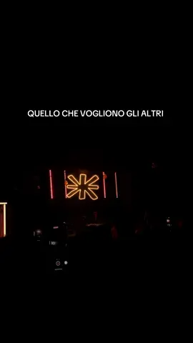 ❤️‍🩹#neipertee #facciamolodiventarevirale #facciamolovolareneiperte💯✈️ #visual #viraltiktok #viralvideos #neiperte #viralvideo #nellahome #visualizesuccess #perte #popolareee 