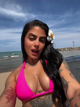 la baby es blanquita>>>