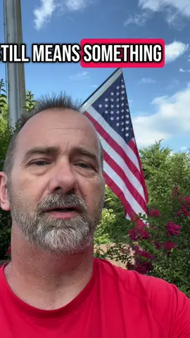 #Somethingsstill#matter. 🇺🇸 #PledgeOfAllegiance #GodBlessTheUSA #FYP #VeteranSupport #Freedom #AmericaStrong #LeeGreenwood #PatriotChallenge #freedom #alabama #america #trump #leegreenwoodgodblesstheusa 