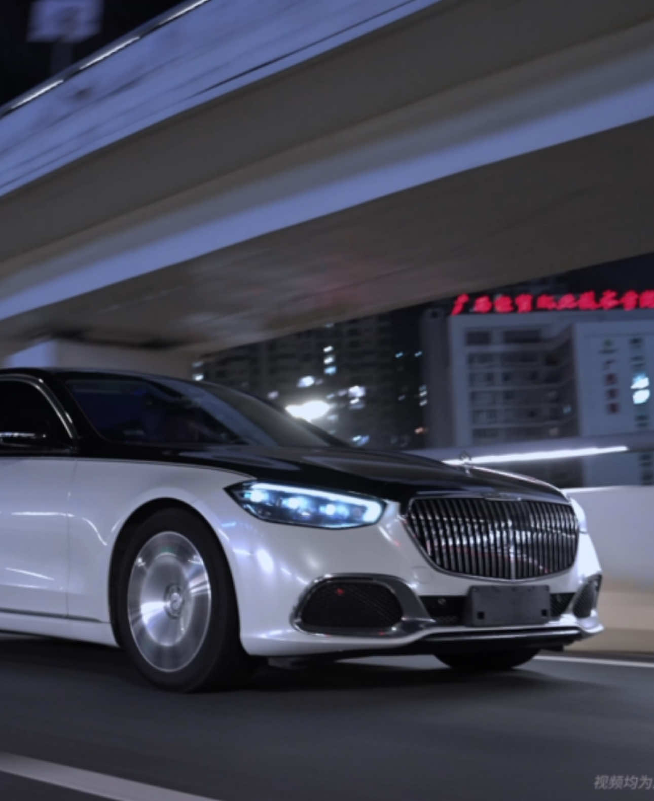 Thầy bảo ra đương gặp May. Nhưng không nói làm Maybach #autochuf #supercar #xuhuong #fyp #car #mercedes #maybach 
