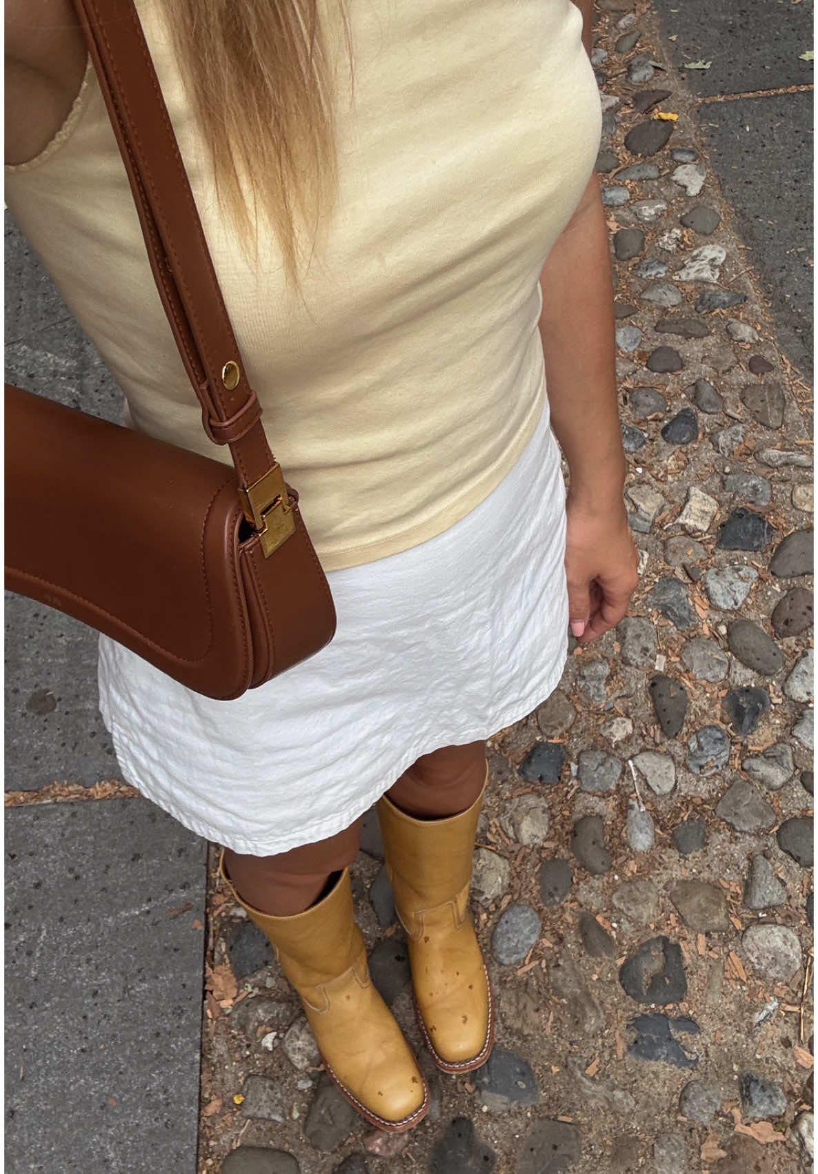 they just make every outfit cuter #fryeboots 