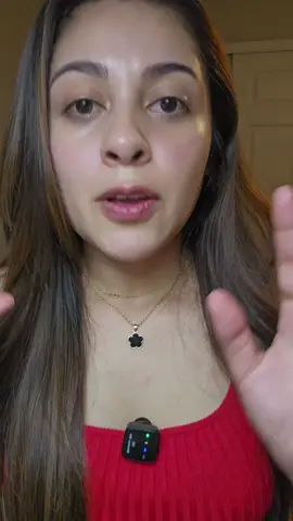 esta super limdo y es de acero inoxidable