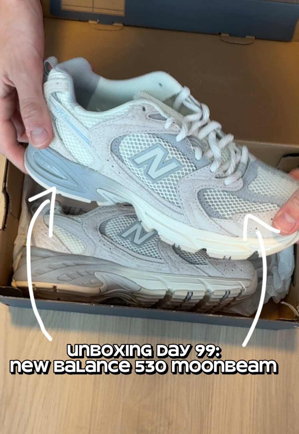 Welcome back to Day 99 of unboxing a new shoe everyday! Today, it’s the New Balance 530 Moombeam Raw Cashew Raincloud ☁️  This is a great grey everyday pair for women & men with multiple sizes available below 👇  #shoes #sneakers #newbalance #Dealsforyoudays #Summer #newshoes #unboxing 