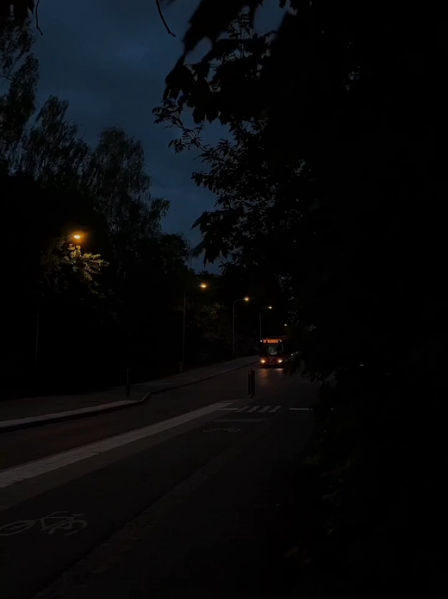 22:53 #vibe #vibes #musica #music #lyric #lyrics_songs #song #songs #triste #sad 