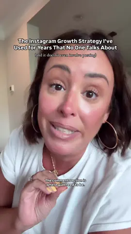 It’s called social media for a reason 🫶 #socialmediamarketing #socialmediamarketingtips #socialmediamarketer 