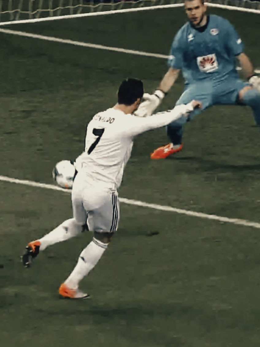 Você na mira 🎧🔥 #cristianoronaldo #cr7 #fyp 