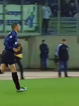 Ronaldo Nazario injury  #ronaldonazario #R9 #elphenomeno #thephenomenal #ronaldor9 #fooballedits #footballtiktok #foryou #fyp 