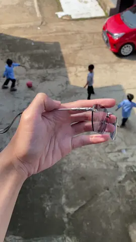 Pake ini auto kece murce guys🥶 #kacamatakeren #kacamatamurah #kacamata #kacamatakece #kacamataphotocromic 