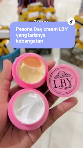 Pakai day Cream Lby gak perlu pakai sunscreen lagi karena didalamnya sudah ada kandungan sunscreen dan daycream mangkanya larisnya kebangetan banget  #lbysunscreen #larismanis #bpomdanhalal #penghilangflek #creamsiang #sunscreenviraltiktok #gajiansale #velocity 