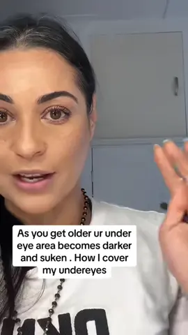Hiding the hollows and under eye area with makeup makeup hacks and tips and tricks 