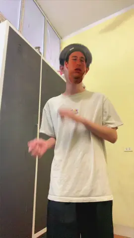 Sao nhảy như điện giật thế 😔#xh #fyp #dqn #dancer #xautraithichnhay #trend #nhay 