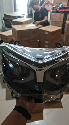 Headlamp terbaru dari ayoto untuk motor Nmax Old bikin motor lu jadi terang di jalanan 😎 #ayoto #headlampnmax #nmax #nmaxmodifikasi #biled #nmaxnations  #nmaxold 