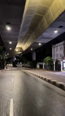 Ambil free (gratis) siapa tau bisa sedikit bermanfaat Footage In Jakarta Jakarta dan sekitarnya izin share shopee affiliate nya ka🙏 https://collshp.com/rizkimshafar #fyp #view #jakarta #malam #Threads #antasari 