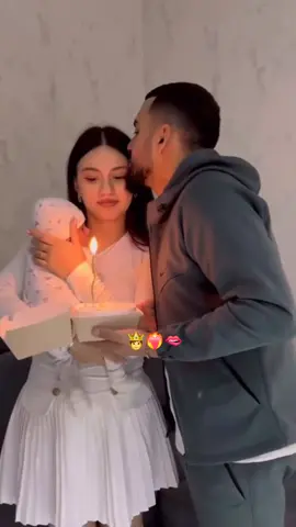 🥺❤️‍🩹#fyp #somalitiktok #foryoupage #fpyシ #fypシ゚ #couple #foryou 