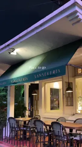 Dinner well spent 𑁍 📍Sansekerta #placetogosurabaya #kulinersurabaya #cafesurabaya #fyp 