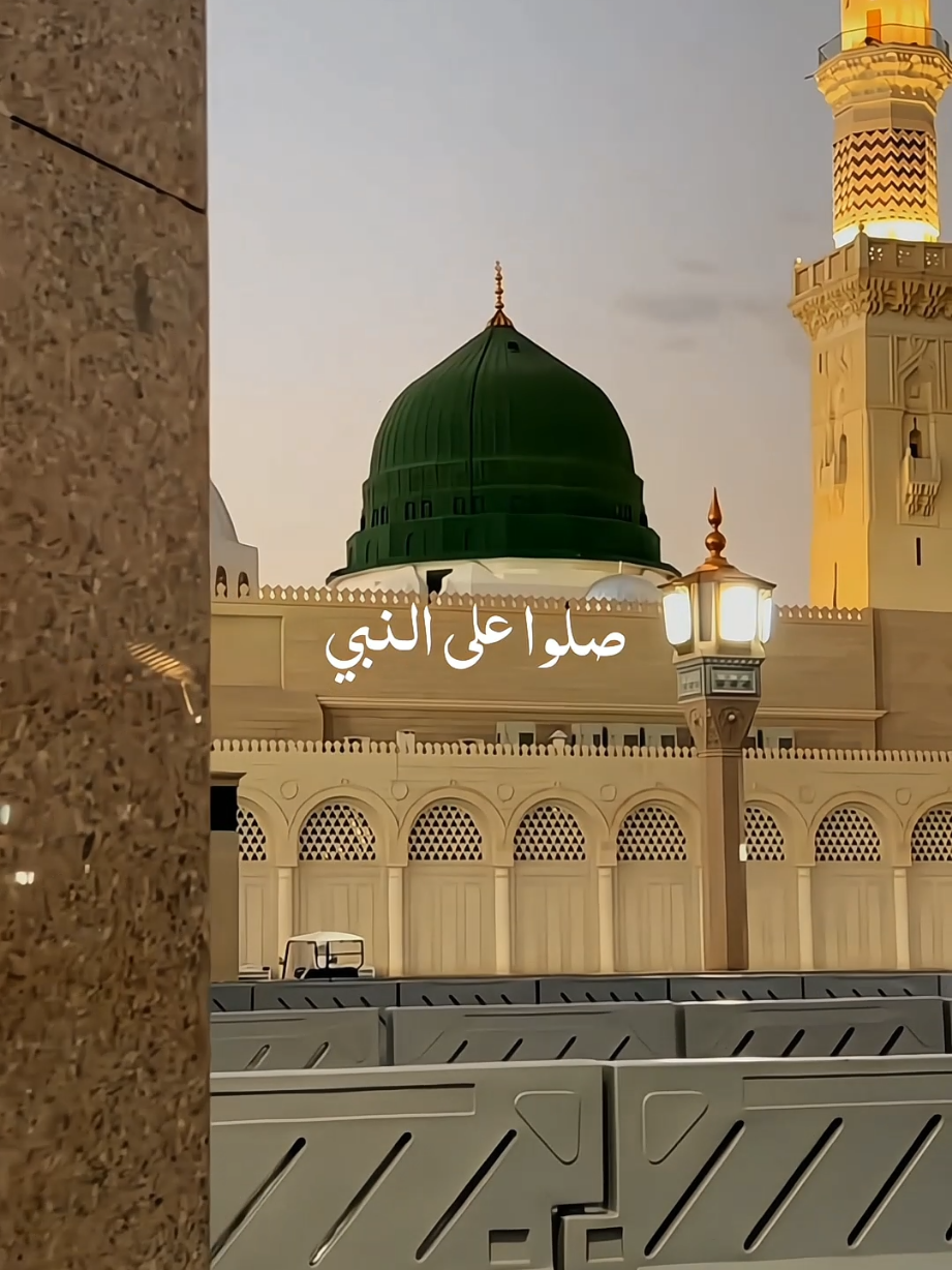 Radhitu Billahi Rabba . . . . #nasheed #islamicstatus #viralvideos #maherzain  #moonbeats 