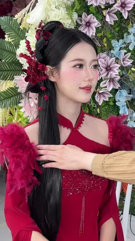 Cô dâu này xinh ngoan iu quá 🌸#ninimakeup #fpy #xuhuong #makeupcodau #makeuptainha #makeupsaigon #bookmakeup #makeuptiec #makeupquan7 #makeupquan3 #makeupquan1 #makeupquan4 #makeupquan10 #makeupbinhthanh #makeupquan5 #makeupquan8 #ninimakeup #makeupcodaungaycuoi #bookmakeup #testmakeup #damcuoi #trendtiktok
