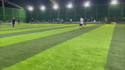 #كره القدم عشق لاينتهي. الشعب الصيني مال حل 😂😂
