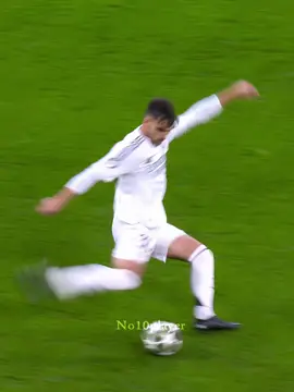 Five Star Long Pass #tiktokfootball #viral 