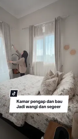 Kamar pengap dan bau, bisa jadi wangi dan segeeer lagi ✨🍃 #harumika #kamaraesthetic #harumikalinenspray 