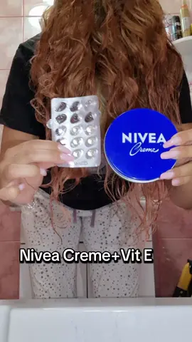 This is how I moisturize my dry ends #niveacreme #vite #moisturize #dryends 