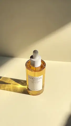 Centella from Madagascar, and my skin says thank you 💧💚 Bener-bener ampoule andalan buat nenangin kulit sensitif dan bantu perbaiki barrier. #ugccreator #skin1004 #skincareminimalis #ampoule #centella 