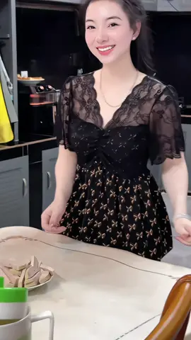 SET BỘ TAY LOE REN DÁNG ÁO CHỮ A CHÂT LỤA ( freesize#setdonu #setdoxinh #thoitrangnu #macdepmoingay #xuhuong 