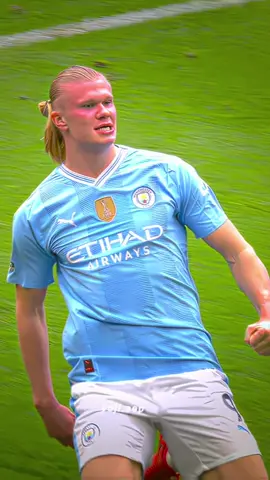 #CapCut #herlinghalland #halland #halland🇳🇴 #manchestercity #manchestercity #norvegia #pourtoii #fouryou #footballtiktok #footballedit #wallpaper #4kwallpaper #viralvideos #viralditiktok #fyp 