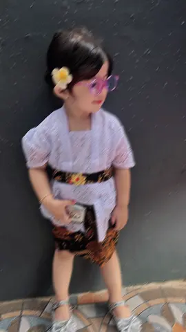 Gek jenai✨ #balinese #gekbali #ootdanakperempuan #ootdfashion #toodler #masyaallahtabarakkallah #fypage #xyzbca #bali #adatbali #fyppppppppppppppppppppppp 