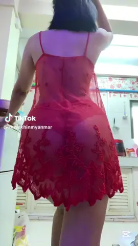 #shwekhinmyanmar #fyp #fypシ #fypシ゚viral #sexy #dance #indilalovestory #indila 