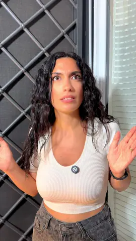 Quando lei ti utilizza come operatore personale della sua famiglia.. #videodicoppia #coppiadivertente #maritoemoglie #videodivertenti 