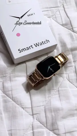 My partner on workout Lige Smart watch #smartwatchviral #smartwatch #ligesmartwatch #affordablesmartwatch #goldwatch 