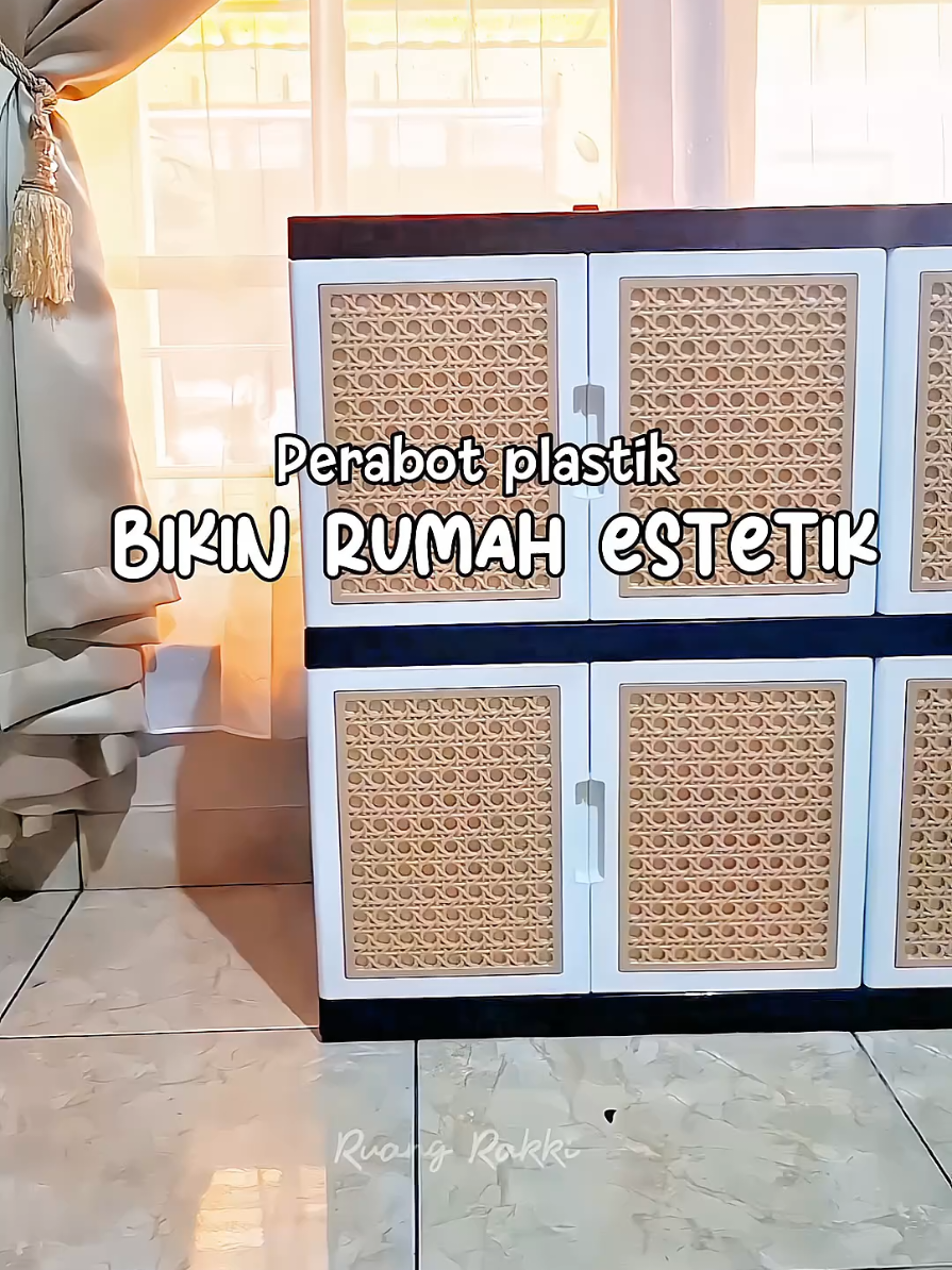 Gak nyangka kalo buffet tv secantik ini dari bahan plastik 😍😍 Bahan plastiknya juga udah yang kokoh banget jadi di jamin gak mleyot #buffettv #mejatv #mejatvaesthetic #mejatvplastik #lemaritv #lemariplastik 