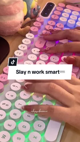 Yang penting kerja jalan n keyboard ni selesa betul🎀 #fyp #keyboardasmr #gadget #computer #keyboard #keebs 