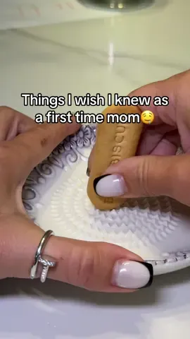 Things I wish I knew as a first time mom! Toddlers favorite snack🤤 #momhack #MomsofTikTok #snacks #LifeHack #toddler #momtips 
