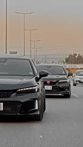 Gang rolling 🖤 #foryou #foryoupage #chfahadfd #hondacivic 