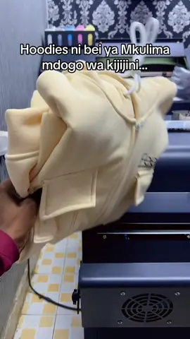 #airportfashion #feel254 #Airportoutfit #airport #loungewear #d_ottiey #clothingbrand #fyp #royaltywear045 #royaltywearke #fypシ゚ #airportdiaries #fyppp 