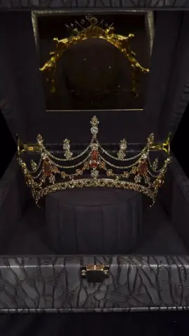 ‎مجوهرات الصفقة الذهبية  الصفقة الذهبية للمجوهرات  دبي - البرشاء مول  متخصصين بشراء الذهب و المجوهرات الثمينه باعلى الاسعار  ⁠ ‎السوق المركزي - الشارقة ‎المحل من افضل المحلات التي يمكنك بيع الذهب فيها لانها يشتريها ب 1 دراهم اقل من سعر العالمي  يوم بيعه.. لديهم ايضا سبائك الذهب بكل أوزانها.. للبيع و الشراء ‎و يشترون اي نوع من أنواع الساعات الثمينة ..  ‎الألماس او اي ذهب مكسور alsafqa_althahabya_jewelry @alsafqa_althahabya_jewelry Al Safqa Al Thahabiya Jewelry - Sharjah Central Market, Sharjah ✓ This shop is one of the top places to sell gold, offering prices just 1 dirhams below the gold price on the day of sale. They also offer a range of gold bars in various weights for both purchase and sale. Additionally, they buy valuable watches, diamonds, and even broken gold.للتواصل 0504131337 #الصفقة_الذهبية_للمجوهرات #ذهب #مجوهرات #الماس #ساعات #الشارقة #دبي #عجمان #السوق_المركزي #gold #jewelry #jewellery #daimond #sharjah #souq #trending #following #roleplay #sharjah_top_10 #1millionaudition #luxury #luxurylifestyle #luxuryjewelry #dubailife 