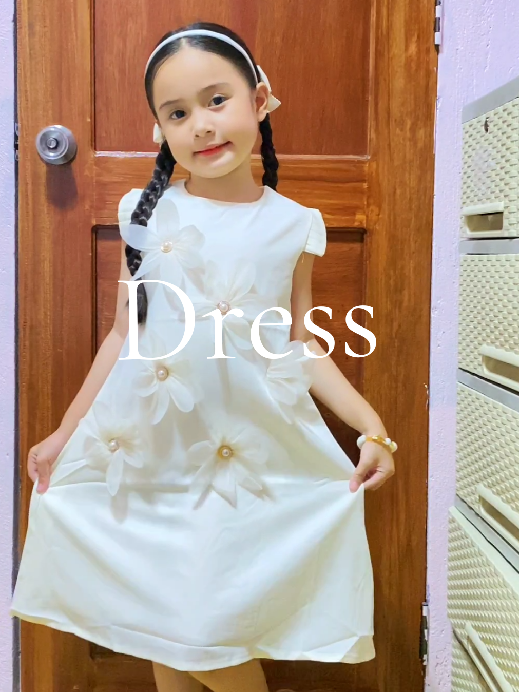 Ganda ng dress #dress #dresses #dressforkids #elegantdress #formaldress #whitedress #fyp 
