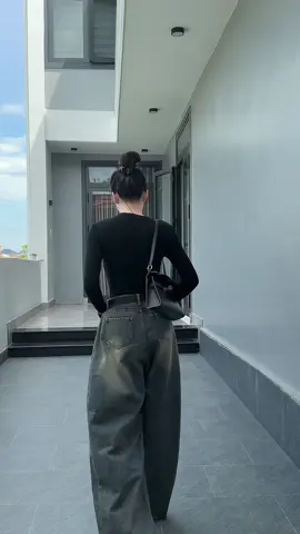 Jean phối Line nhúm hông hack dáng💁‍♀️#xuhuongtiktok #xuhuong #viral #outfitideas #jeansuong #jeans #minihouse 