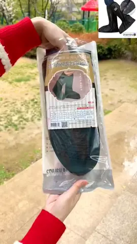 kung ayaw mong mabasa o madumihan ang sapatos mo ngayon tag ulan bilhin mo to #shoecover #waterproofshoecover #shoecoverforrainyseason #shoecovers #foryou #trend 