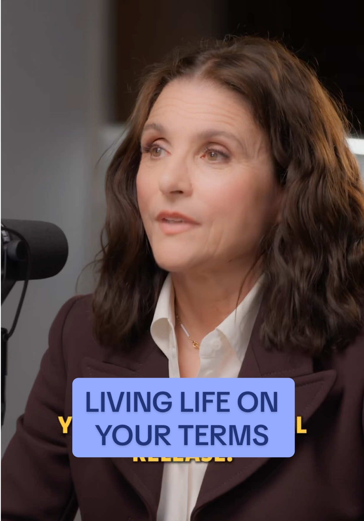 There’s freedom in choice. #michelleobama #julialouisdreyfus 