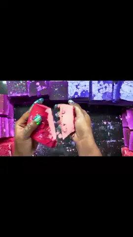 Home made chalk  chalk Crushing ASMR  part 1 #extremly #dusty #crispy #crunchyasmr 