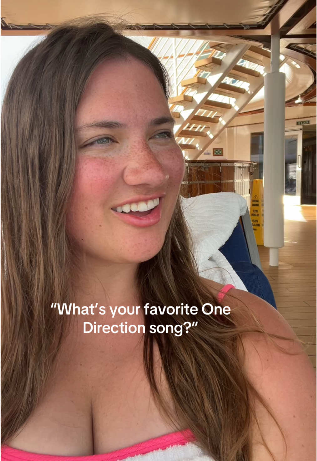 I love Olivia.     #onedirection #olivia #sunburn #cruise #1D #singing #music #fypシ #longtongue #harrystyles #vacation 