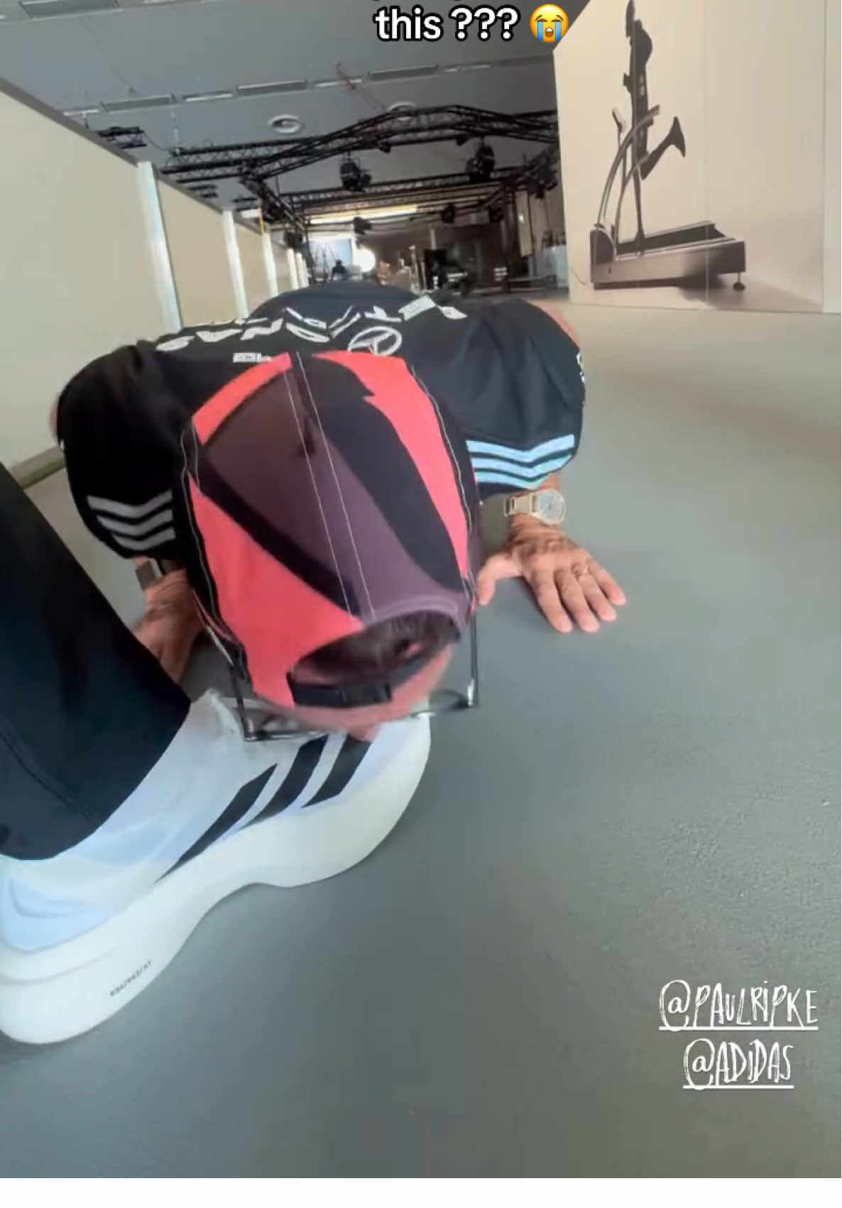 valtteri just made paul do push ups and kiss his feet ??😭  #f1 #formula1 #fyp #f12025 #f1tiktok #f1content #valtteribottas #paulripke #mercedesf1 