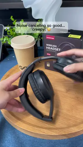 Headphones with great features #earbuds #earbudswireless #tryitout #DealsforYouDays #spotlightfinds #tiktokmademebuyit #dealsforyoudays #ttshopfinds2338 
