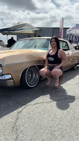BABY DIVINE @Priscillaaaa.cx @parqueros__engraving @parqueros_car_@parkside_kennels__ @parqueros__cc_inlandempire @chris66caprice @classicwayscarclub #carclub#buenapark#orangecounty #classiccars #bombs #impala64 #chevrolet #parquero #carclub #comingup #parklife #classiccarsdaily #carshow #lowridershit #62impala #65impala  #61impala #66caprice #classiclife #hydraulicsystem #badassbitch #lowlow #lowridingisnotacrime #lowridersupershow #juicedup #impalalife #orange #county #daytons #whitewalls #engraving 