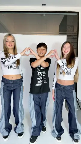 @Pia baleanii🩷 @laluu @agustin.mallada 