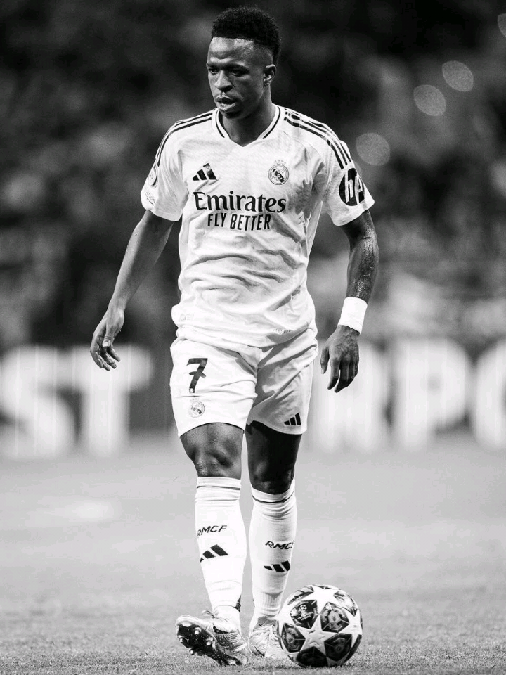 acorda sangue bom...🫴🏽✊🏽 #vinijr #foryou #viniciosjunior #realmadridfc #racionais 