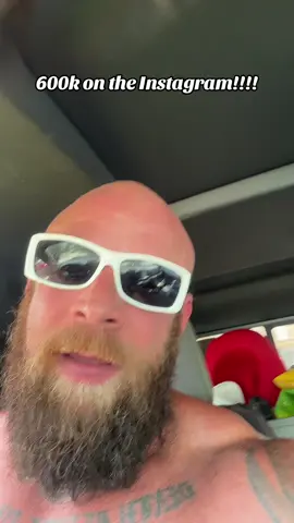 600k on insta!!! Follow me on the insta and fav! See yall soon!